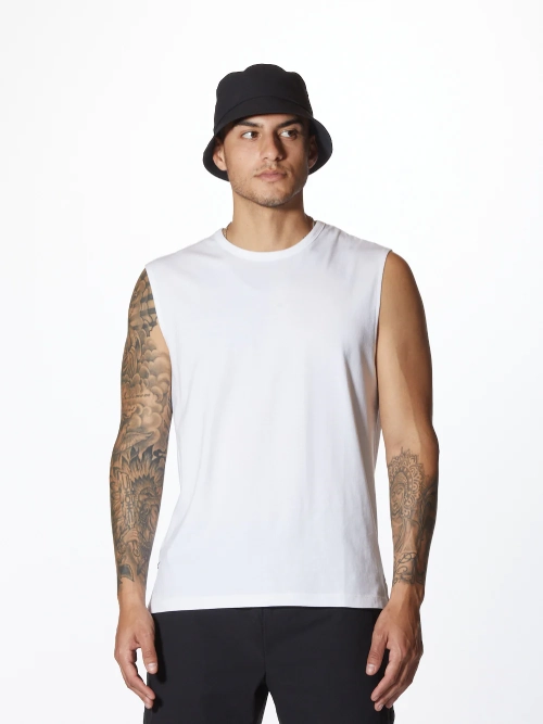 Cuts Clothing AO Split-Hem Tee